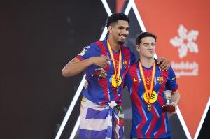 记者：2027年西超杯预计将在土耳其举办，这次不去沙特了